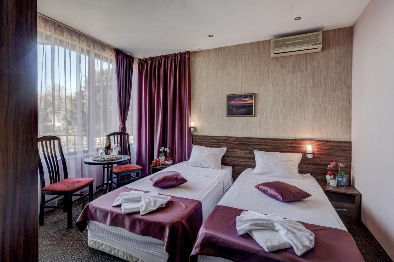 Ellinis Hotel Warna Zewnętrze zdjęcie
