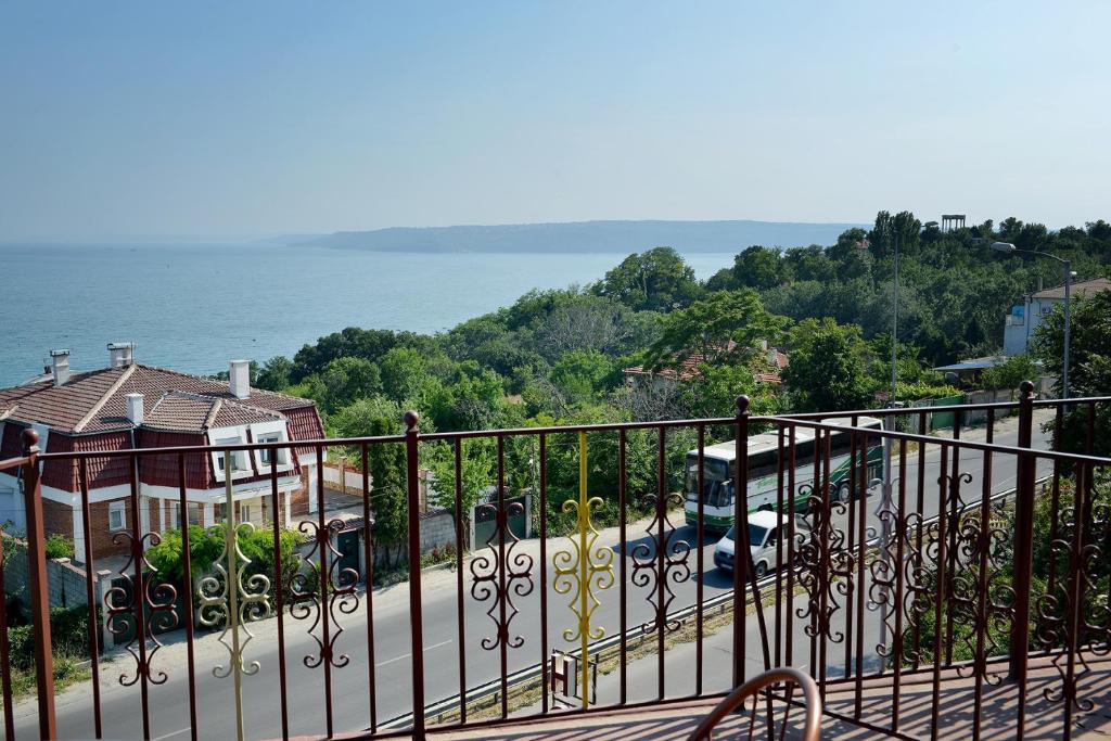 Ellinis Hotel Warna Zewnętrze zdjęcie